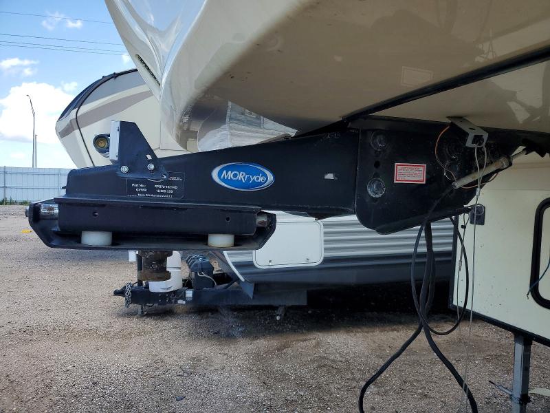 59120526 :رقم المزاد ، 1UJCJ0BS5F1PP0304 vin ، 2015 Jayco Eagle مزاد بيع