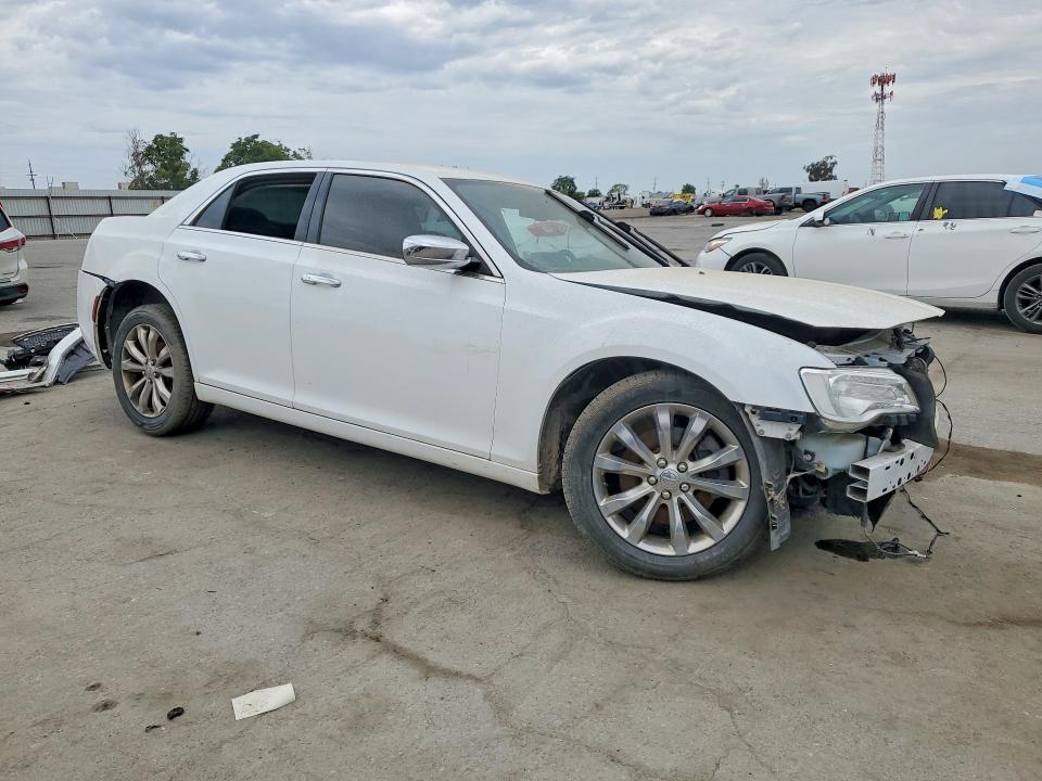 Продажа на аукционе авто 2018 Chrysler 300, vin: 2C3CCAKG9JH250486, номер лота: 61011116