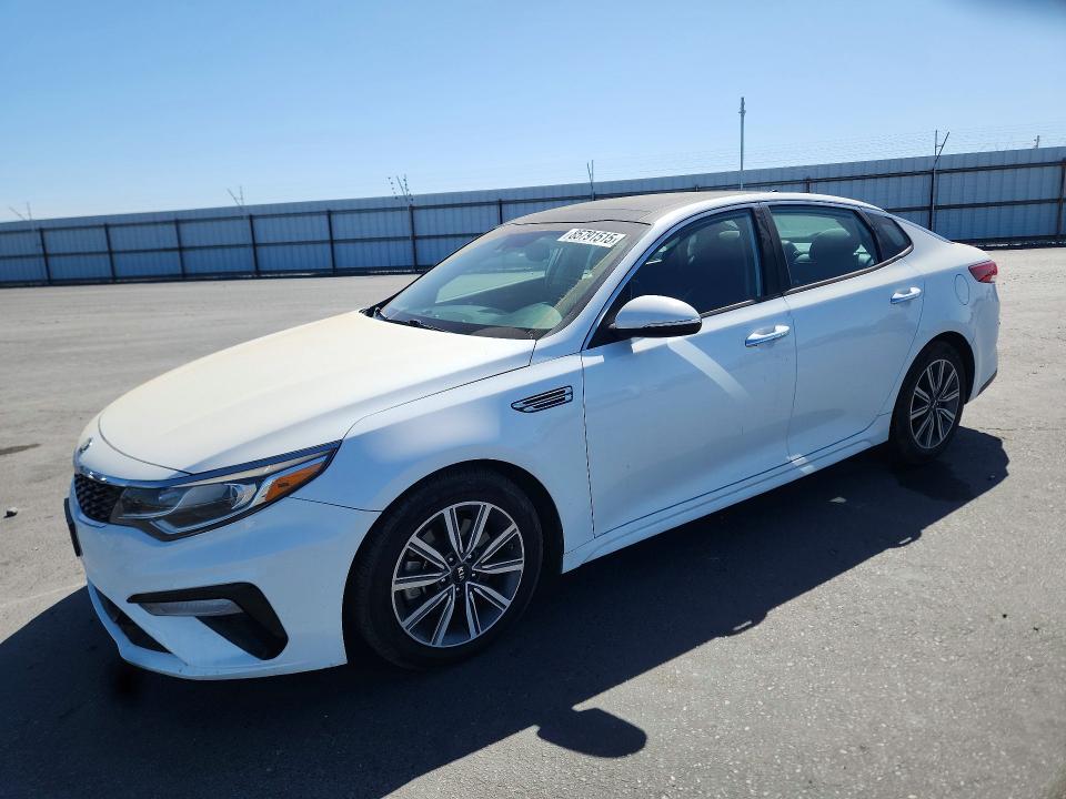 2020 Kia Optima მანქანა იყიდება აუქციონზე, vin: 5XXGU4L13LG407781, აუქციონის ნომერი: 85791515