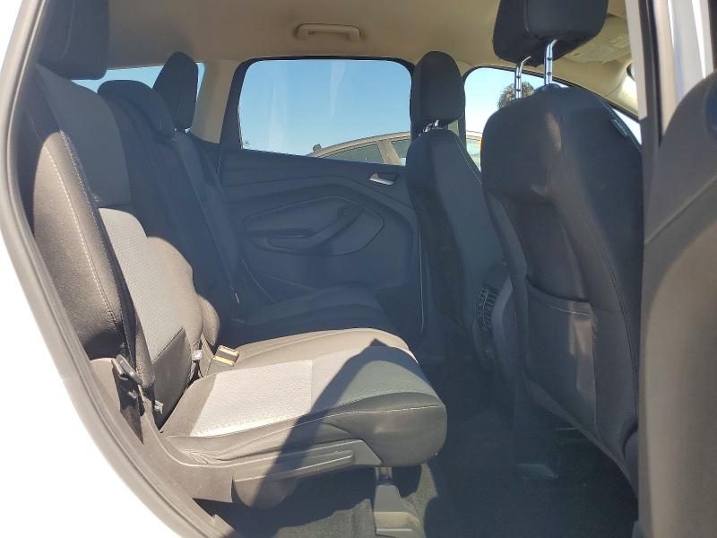 Продажа на аукционе авто 2017 Ford Escape, vin: 1FMCU0GD8HUD20578, номер лота: 62980676