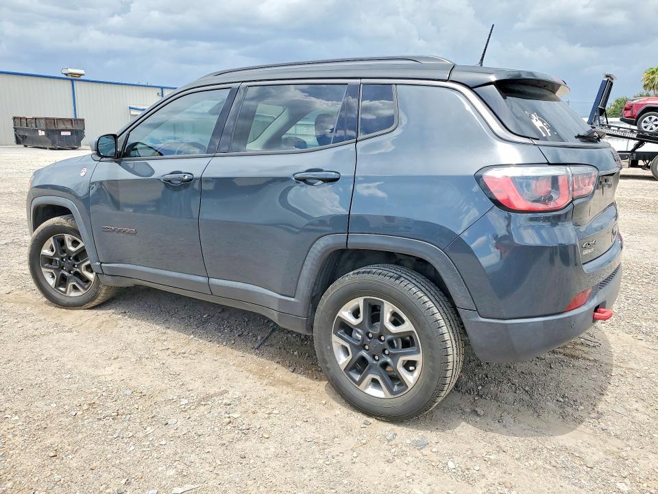 59805476 :رقم المزاد ، 3C4NJDDB0JT168649 vin ، 2018 Jeep Compass مزاد بيع