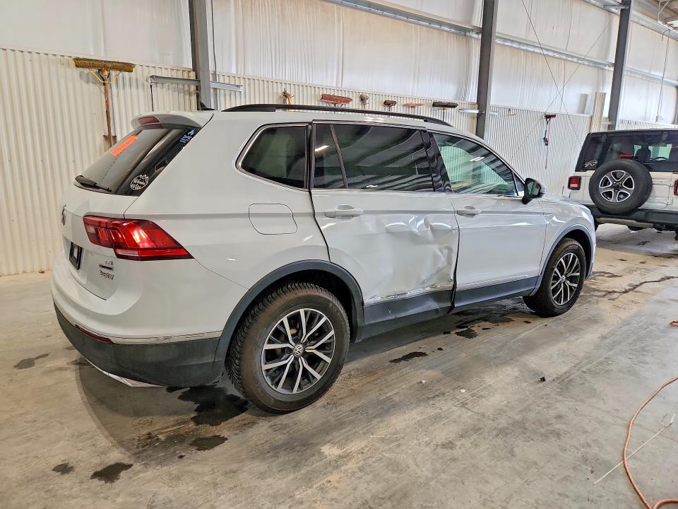 62466516 :رقم المزاد ، 3VV2B7AX9JM006340 vin ، 2018 Volkswagen Tiguan مزاد بيع