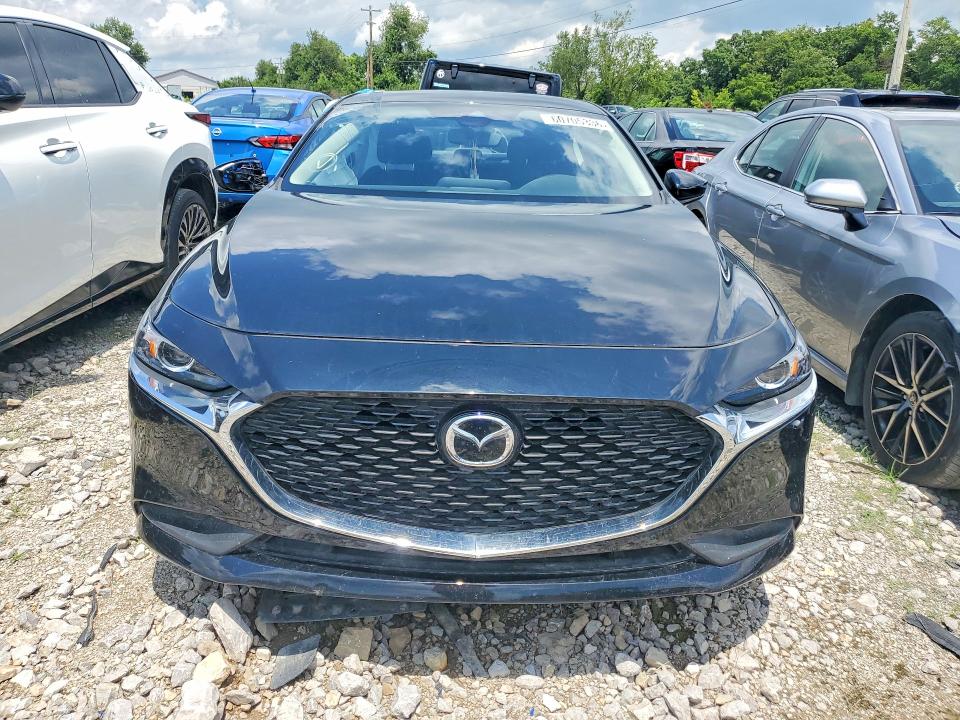2021 Mazda 3 მანქანა იყიდება აუქციონზე, vin: JM1BPAAL1M1311987, აუქციონის ნომერი: 60705336