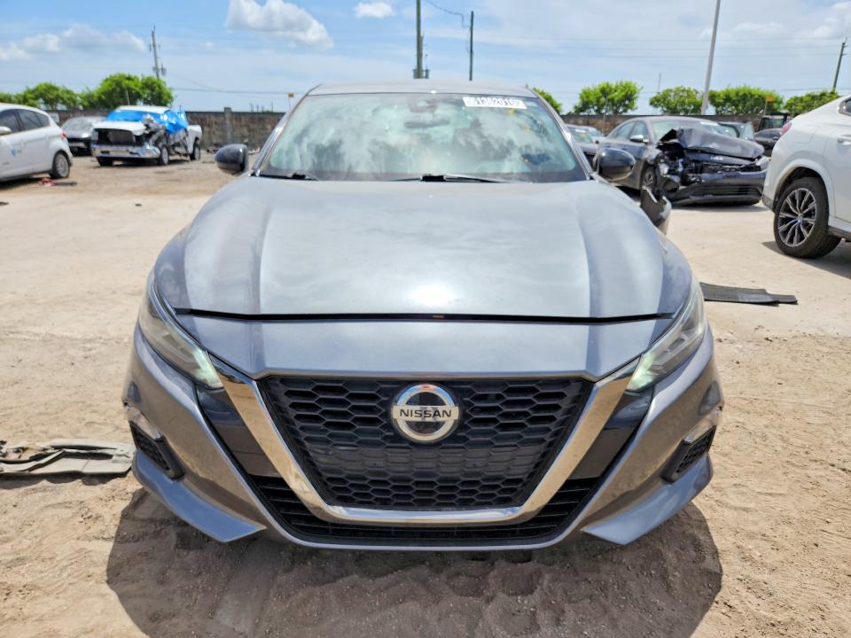 Продажа на аукционе авто 2021 Nissan Altima, vin: 1N4BL4CV5MN332903, номер лота: 61362016
