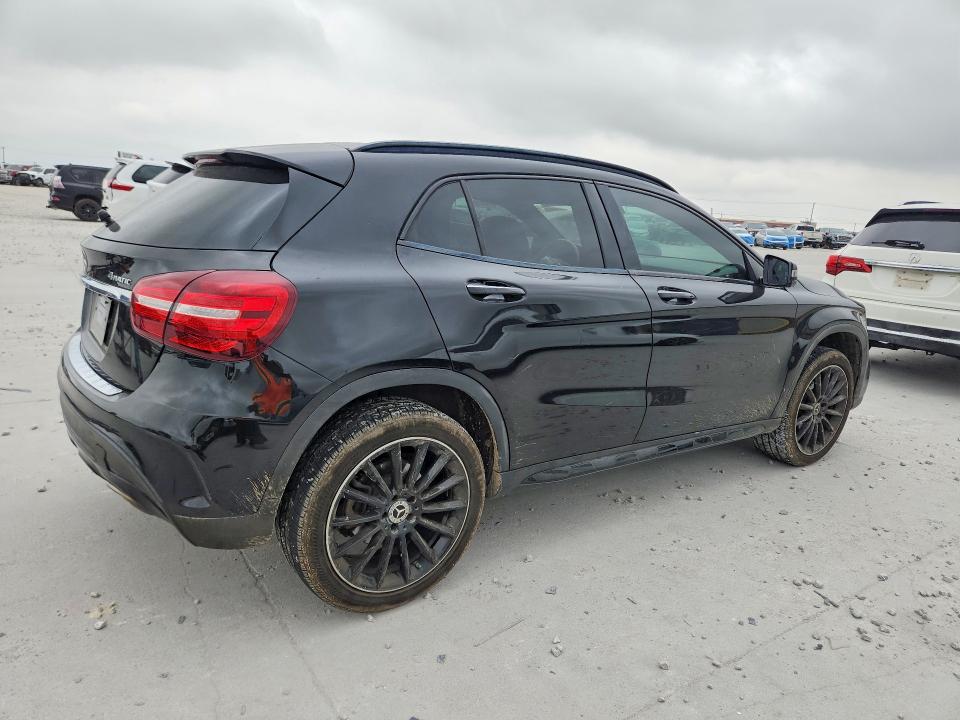 62086266 :رقم المزاد ، WDCTG4GB8LU023136 vin ، 2020 Mercedes-benz Gla مزاد بيع