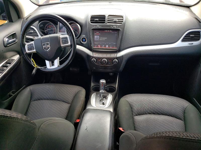60657206 :رقم المزاد ، 3D4PG5FG5BT544353 vin ، 2011 Dodge Journey مزاد بيع