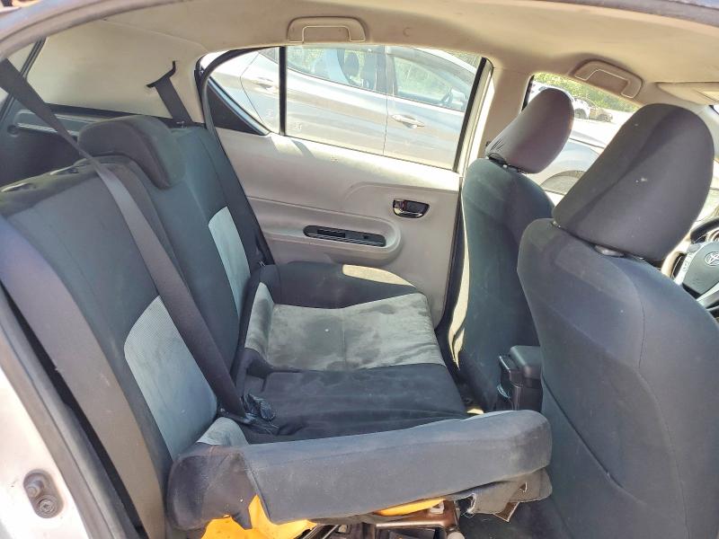 2013 Toyota Prius C მანქანა იყიდება აუქციონზე, vin: JTDKDTB3XD1548447, აუქციონის ნომერი: 60878646