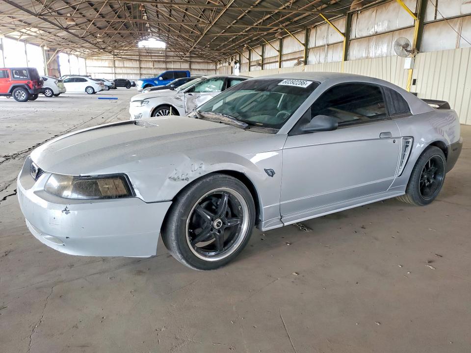 60392286 :رقم المزاد ، 1FAFP40452F151647 vin ، 2002 Ford Mustang مزاد بيع