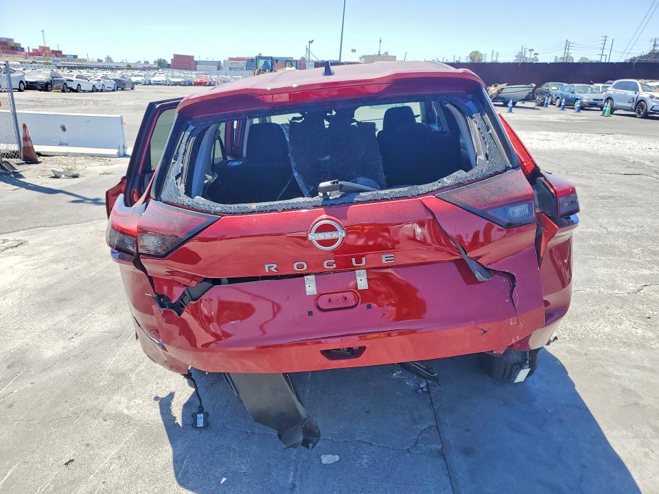 62043176 :رقم المزاد ، 5N1BT3BA3TC840537 vin ، 2026 Nissan Rogue مزاد بيع