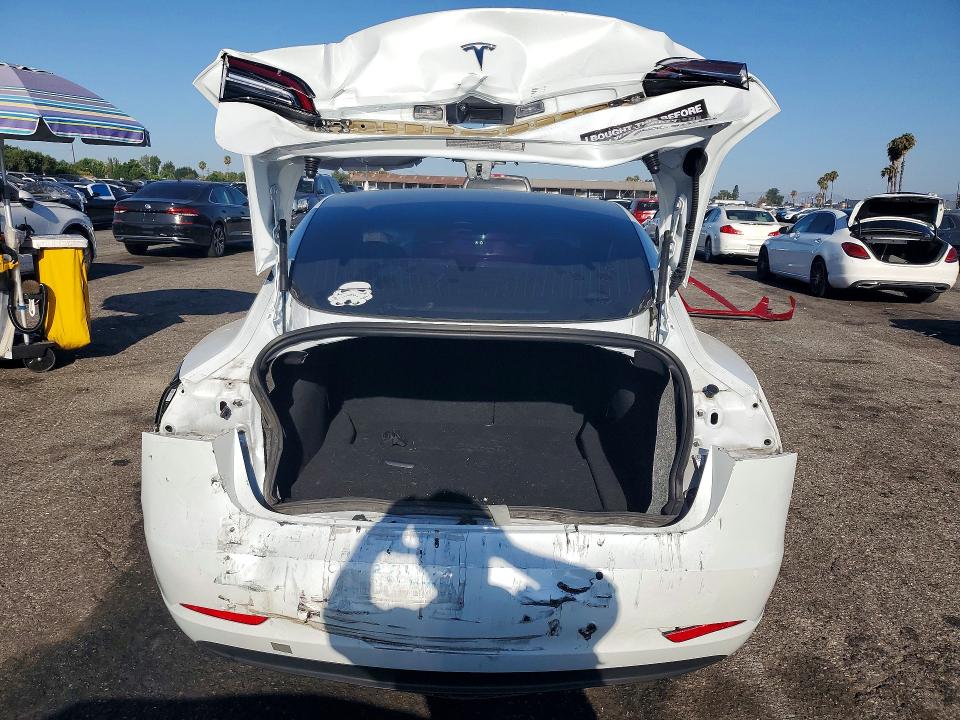 Продаж на аукціоні авто 2018 Tesla Model 3, vin: 5YJ3E1EB7JF100047, номер лоту: 60475116