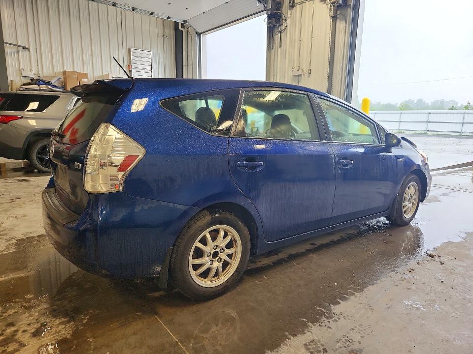 62569846 :رقم المزاد ، JTDZN3EU9E3312295 vin ، 2014 Toyota Prius V مزاد بيع