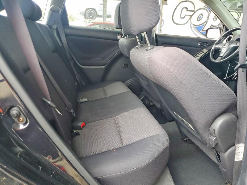 60331356 :رقم المزاد ، 2T1KR32E44C235988 vin ، 2004 Toyota Matrix مزاد بيع