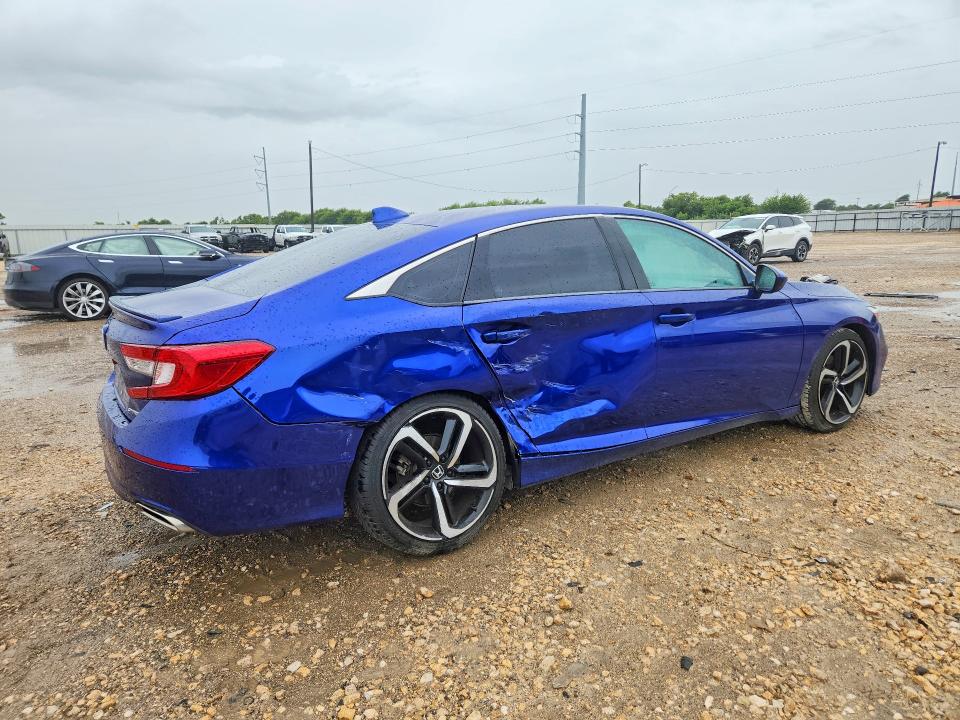 61044676 :رقم المزاد ، 1HGCV1F30JA193818 vin ، 2018 Honda Accord مزاد بيع