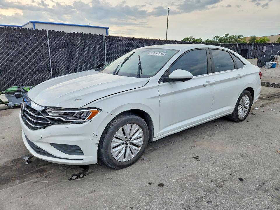 61594516 :رقم المزاد ، 3VWCB7BU4KM236907 vin ، 2019 Volkswagen Jetta مزاد بيع