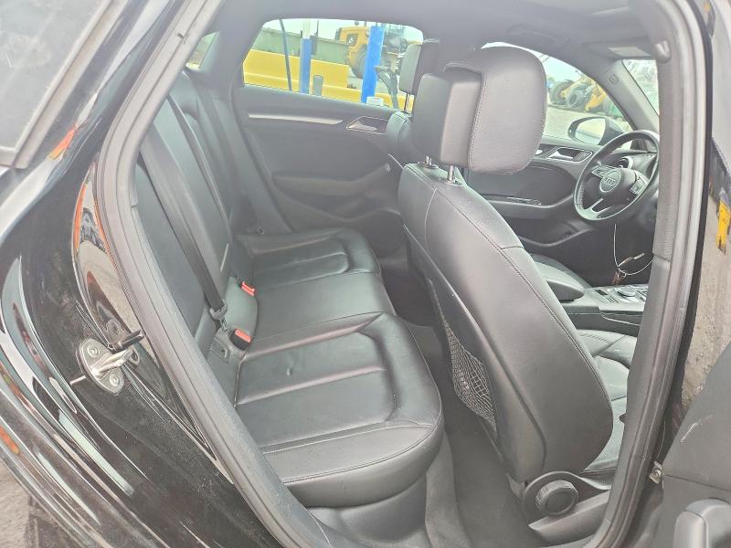 Продаж на аукціоні авто 2018 Audi A3, vin: WAUAUGFF1J1033627, номер лоту: 61889766