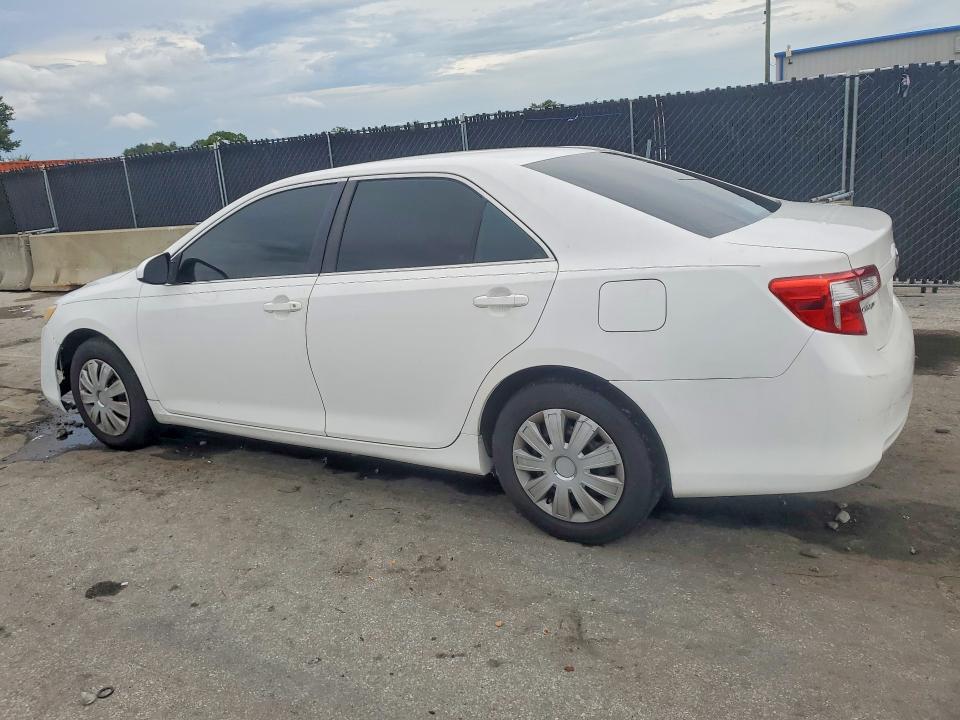 2013 Toyota Camry მანქანა იყიდება აუქციონზე, vin: 4T1BF1FK0DU667747, აუქციონის ნომერი: 62700476
