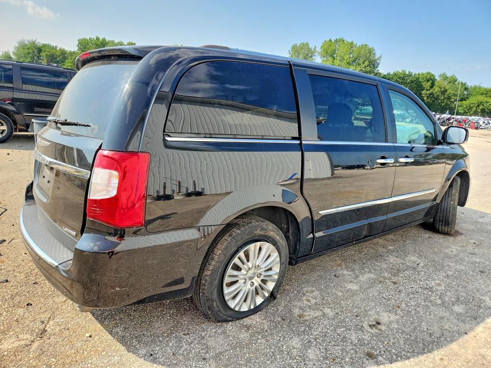 62026366 :رقم المزاد ، 2C4RC1JG4GR304139 vin ، 2016 Chrysler Town & Country مزاد بيع