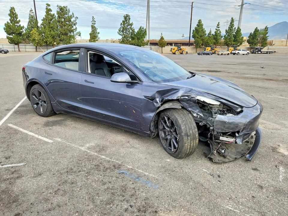 2023 Tesla Model 3 მანქანა იყიდება აუქციონზე, vin: 5YJ3E1EA4PF575364, აუქციონის ნომერი: 61731106