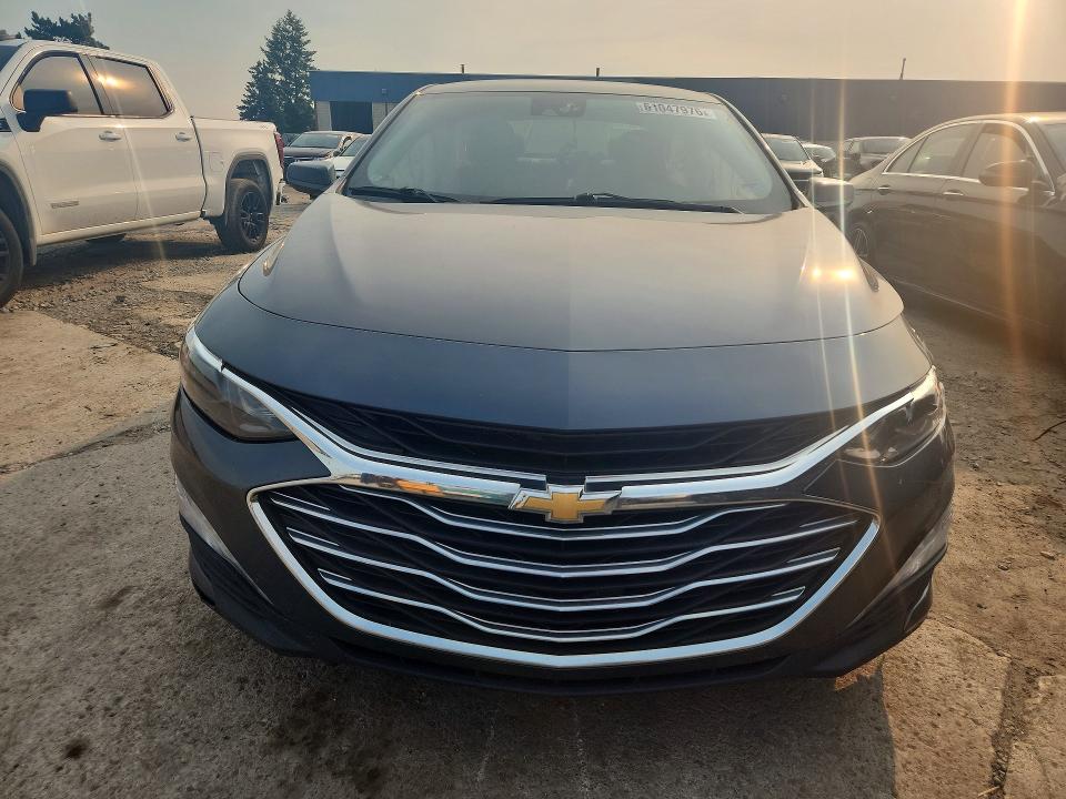 61047976 :رقم المزاد ، 1G1ZD5ST9KF120050 vin ، 2019 Chevrolet Malibu مزاد بيع