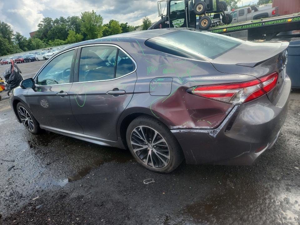 Продаж на аукціоні авто 2018 Toyota Camry, vin: 4T1B11HK0JU096154, номер лоту: 63105966