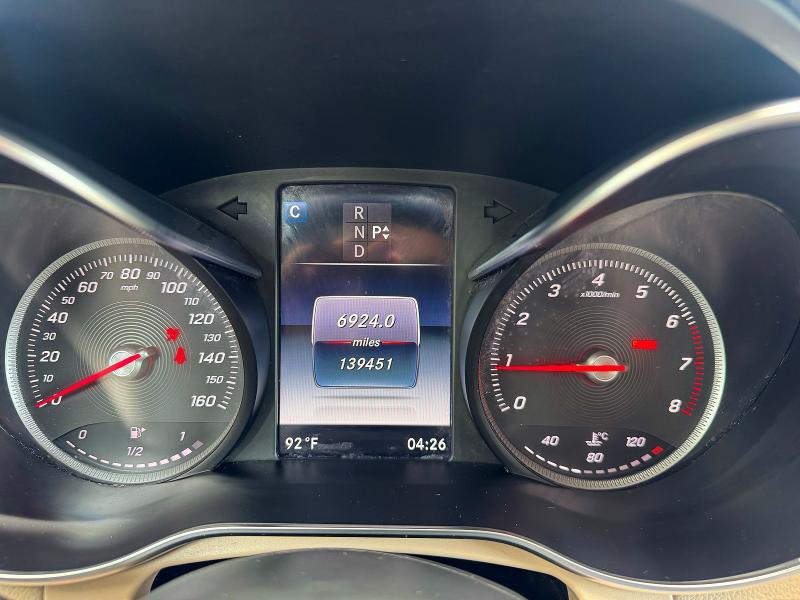 62469906 :رقم المزاد ، WDC0G4KB7HF242188 vin ، 2017 Mercedes-benz Glc مزاد بيع