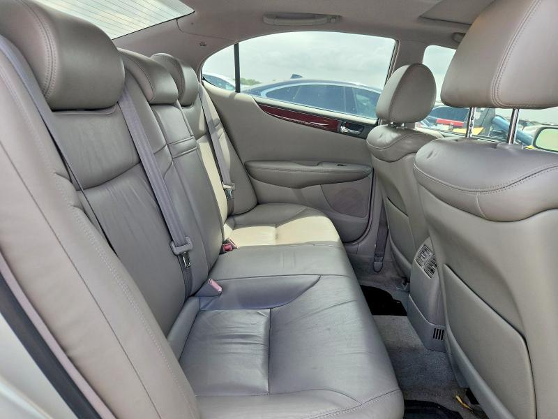 61030806 :رقم المزاد ، JTHBF30G730129863 vin ، 2003 Lexus Es مزاد بيع