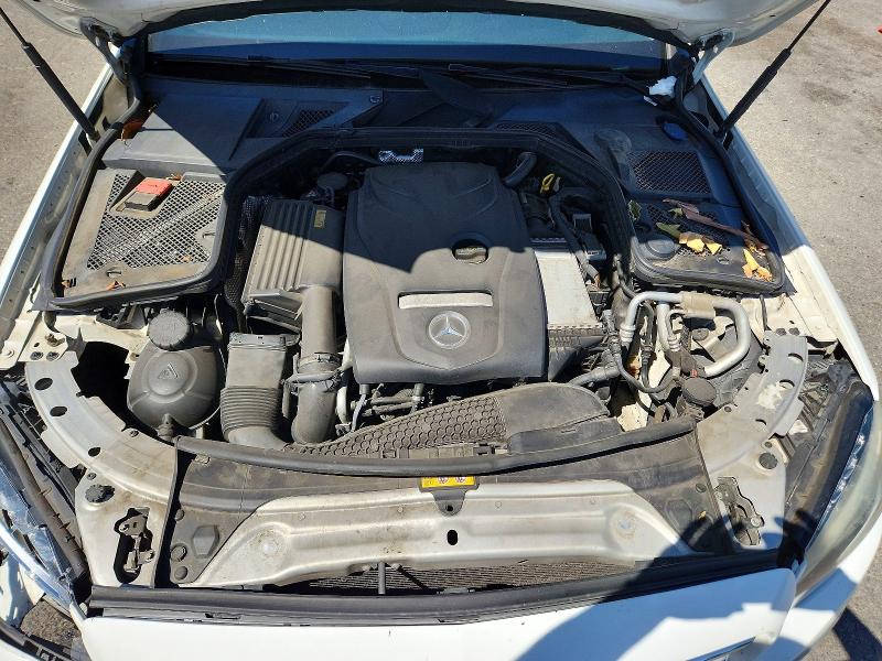 2015 Mercedes-benz C მანქანა იყიდება აუქციონზე, vin: 55SWF4KB9FU060768, აუქციონის ნომერი: 62655756