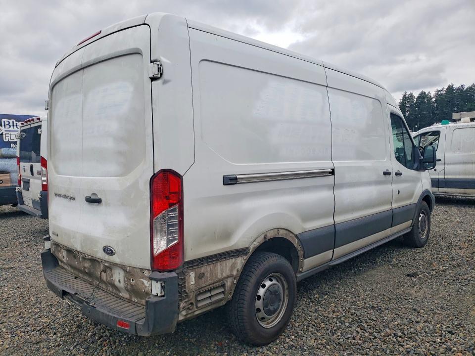 2017 Ford Transit მანქანა იყიდება აუქციონზე, vin: 1FTYR2CG3HKA41705, აუქციონის ნომერი: 59132796