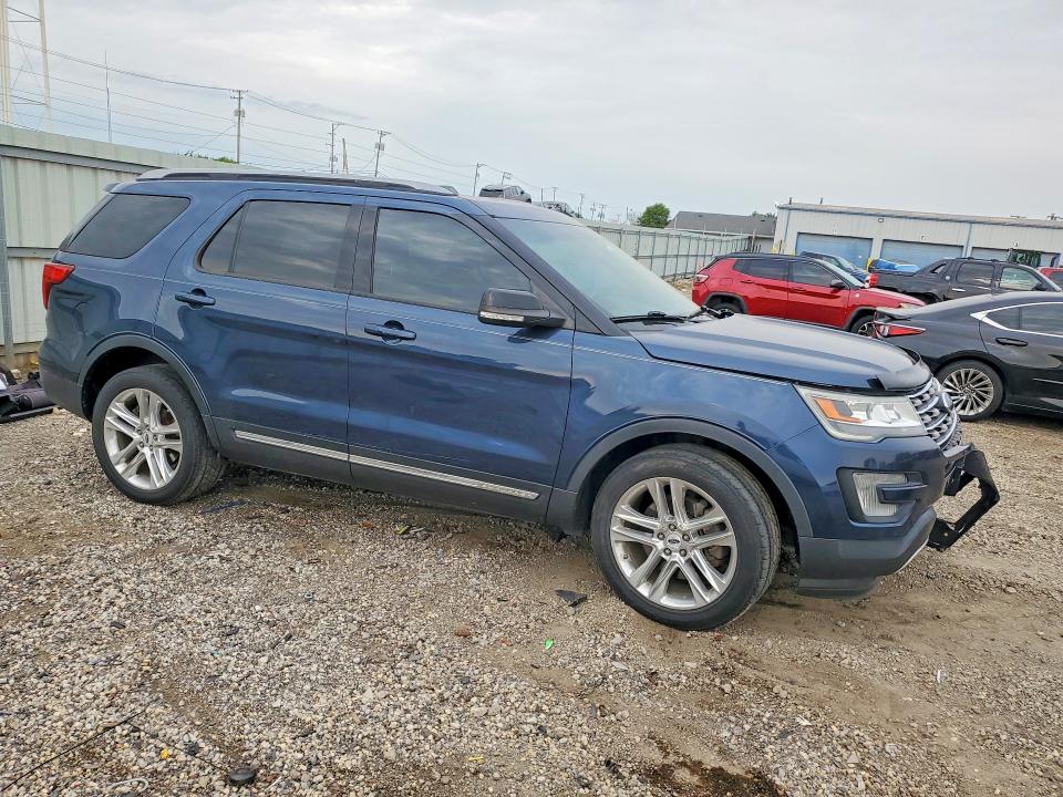 62093306 :رقم المزاد ، 1FM5K8D80HGA26367 vin ، 2017 Ford Explorer مزاد بيع
