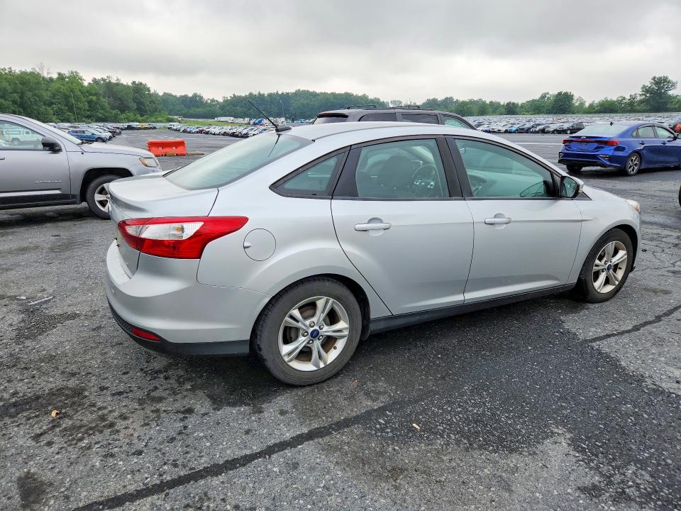 2014 Ford Focus მანქანა იყიდება აუქციონზე, vin: 1FADP3F29EL215590, აუქციონის ნომერი: 60171626