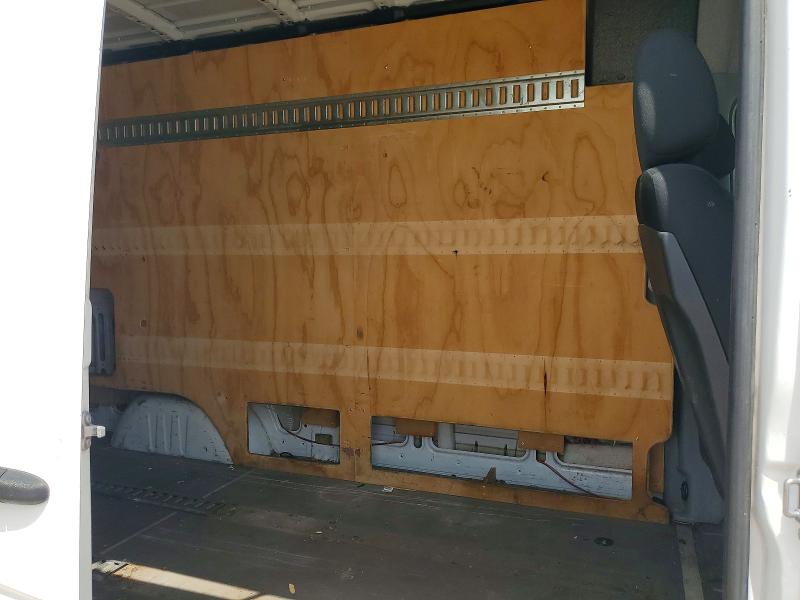 61784026 :رقم المزاد ، WD3PE7CD2JP607236 vin ، 2018 Mercedes-benz Sprinter مزاد بيع