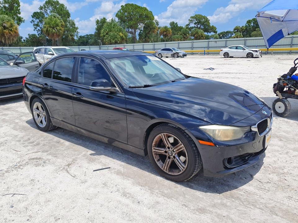 63290676 :رقم المزاد ، WBA3A5C57FF608647 vin ، 2015 Bmw 328 مزاد بيع