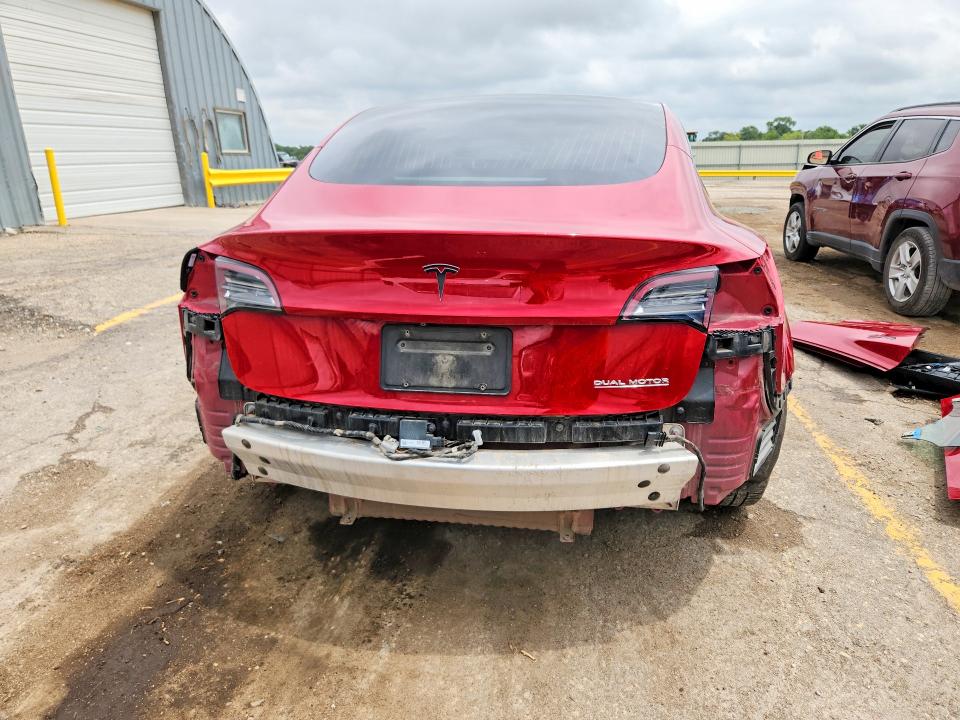 2020 Tesla Model 3 მანქანა იყიდება აუქციონზე, vin: 5YJ3E1EC1LF586477, აუქციონის ნომერი: 62146966