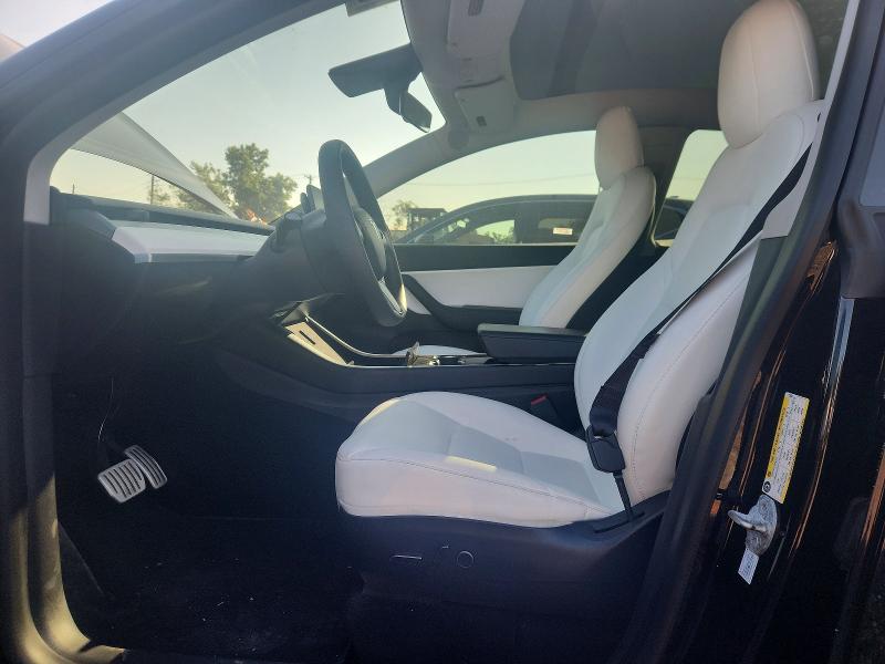 61110286 :رقم المزاد ، 5YJYGDEF2MF121638 vin ، 2021 Tesla Model Y مزاد بيع