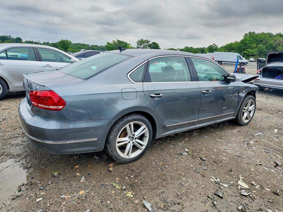Продажа на аукционе авто 2015 Volkswagen Passat, vin: 1VWCS7A34FC116671, номер лота: 59650896