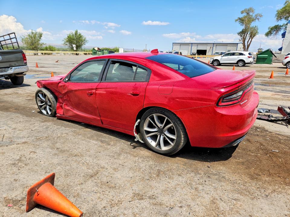 61526976 :رقم المزاد ، 2C3CDXCTXFH902440 vin ، 2015 Dodge Charger مزاد بيع