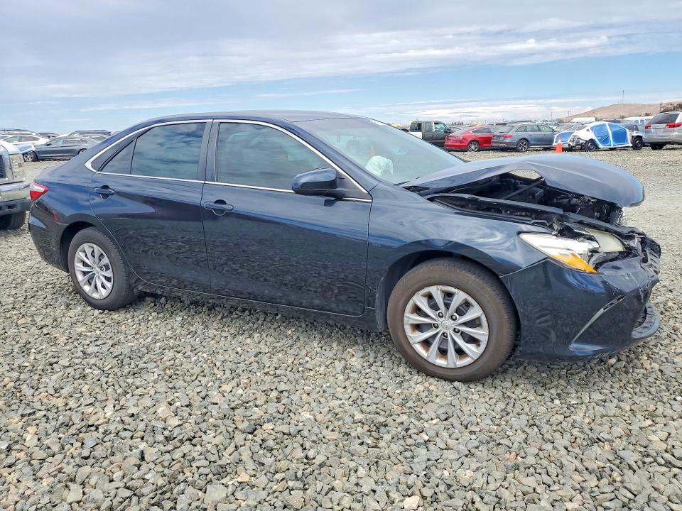 61970226 :رقم المزاد ، 4T4BF1FK3GR551419 vin ، 2016 Toyota Camry مزاد بيع