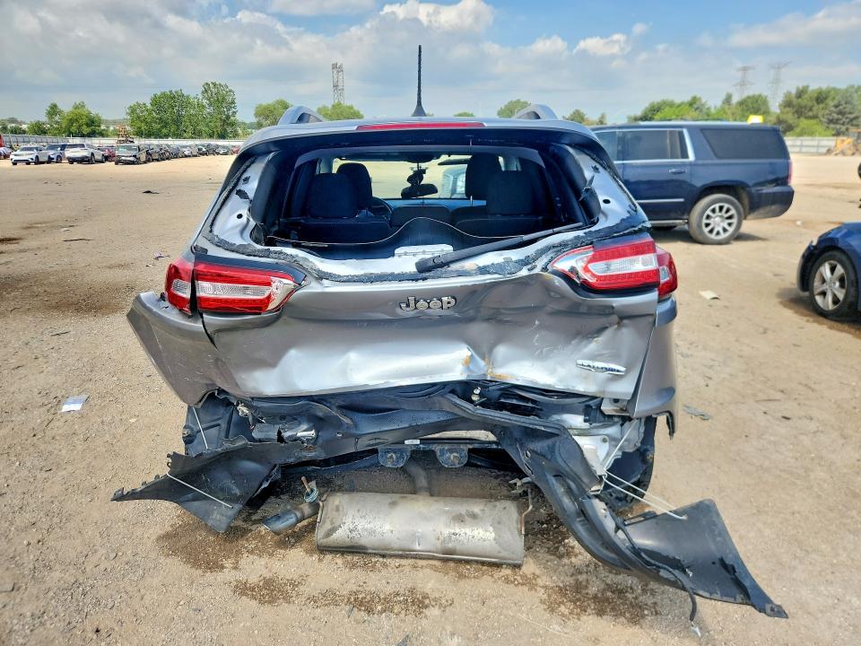 59364066 :رقم المزاد ، 1C4PJLCB9HW603578 vin ، 2017 Jeep Cherokee مزاد بيع