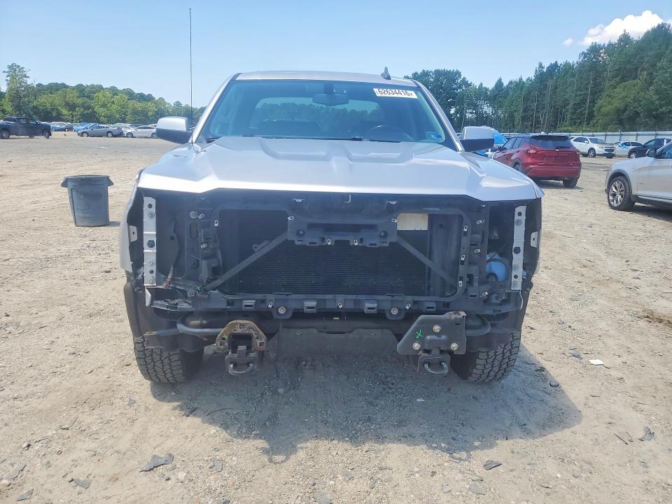 62634416 :رقم المزاد ، 3GCUKREC2JG395301 vin ، 2018 Chevrolet Silverado مزاد بيع