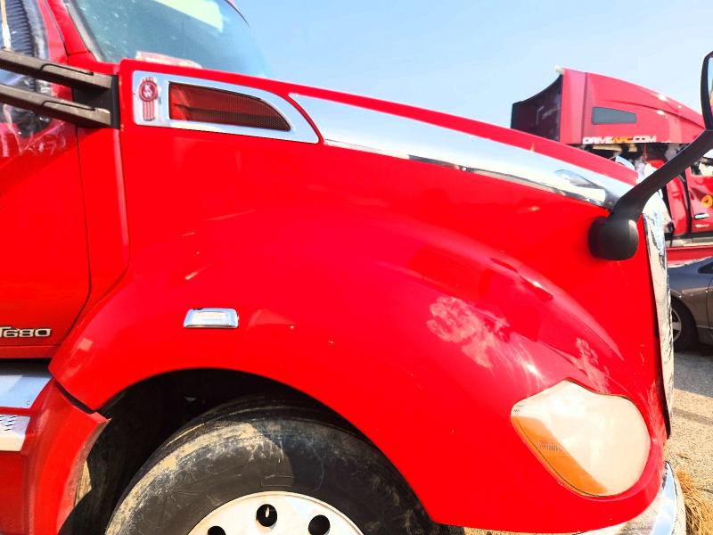 Продаж на аукціоні авто 2020 Kenworth T680, vin: 1XKYD49X3LJ425570, номер лоту: 60417216