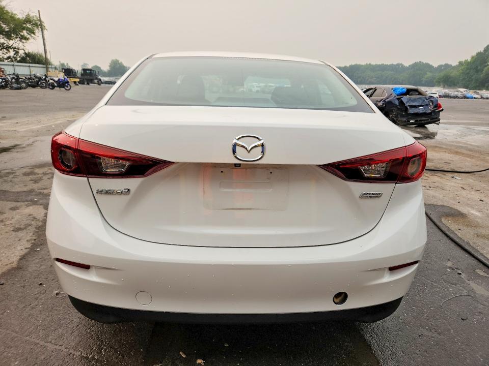 Продаж на аукціоні авто 2018 Mazda 3, vin: 3MZBN1U75JM222942, номер лоту: 61035226