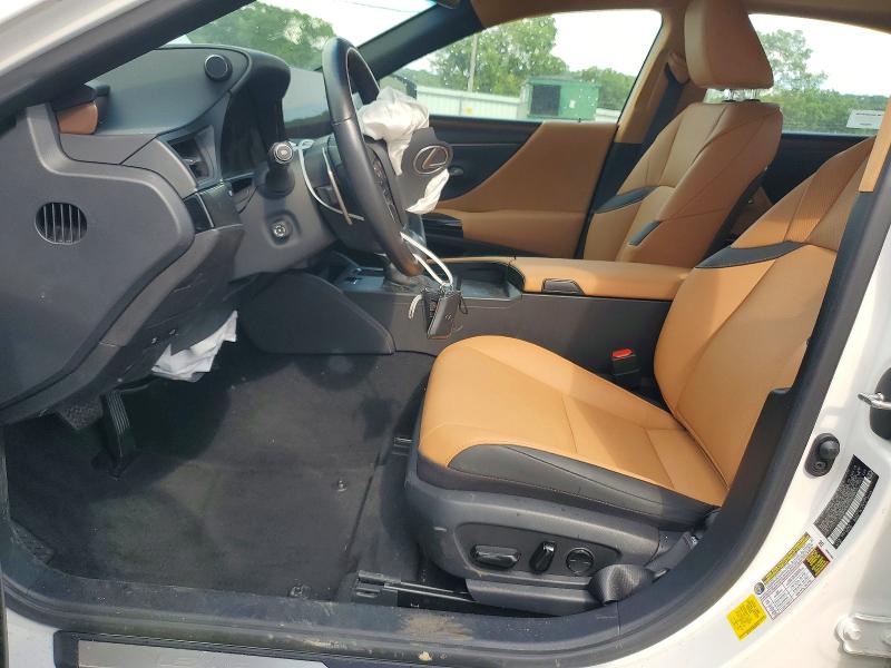 60114806 :رقم المزاد ، 58ADA1C16SU056789 vin ، 2025 Lexus Es 300h مزاد بيع