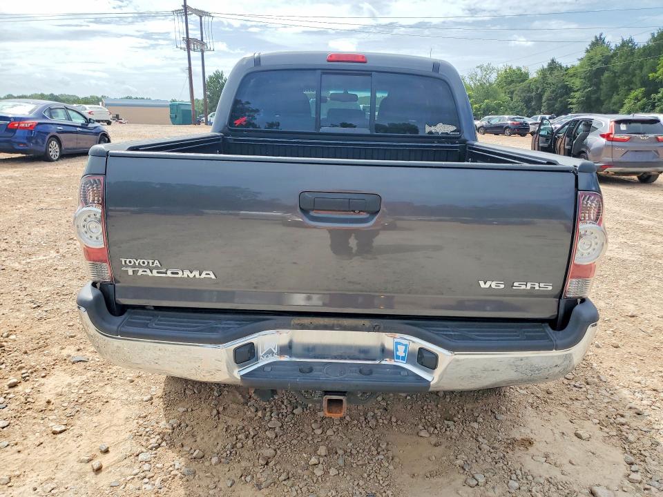2013 Toyota Tacoma მანქანა იყიდება აუქციონზე, vin: 5TFLU4EN0DX073833, აუქციონის ნომერი: 61784436