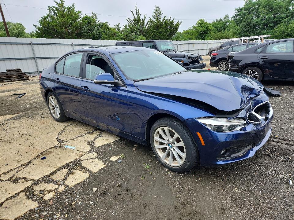59730076 :رقم المزاد ، WBA8A3C54JA505962 vin ، 2018 Bmw 320 مزاد بيع