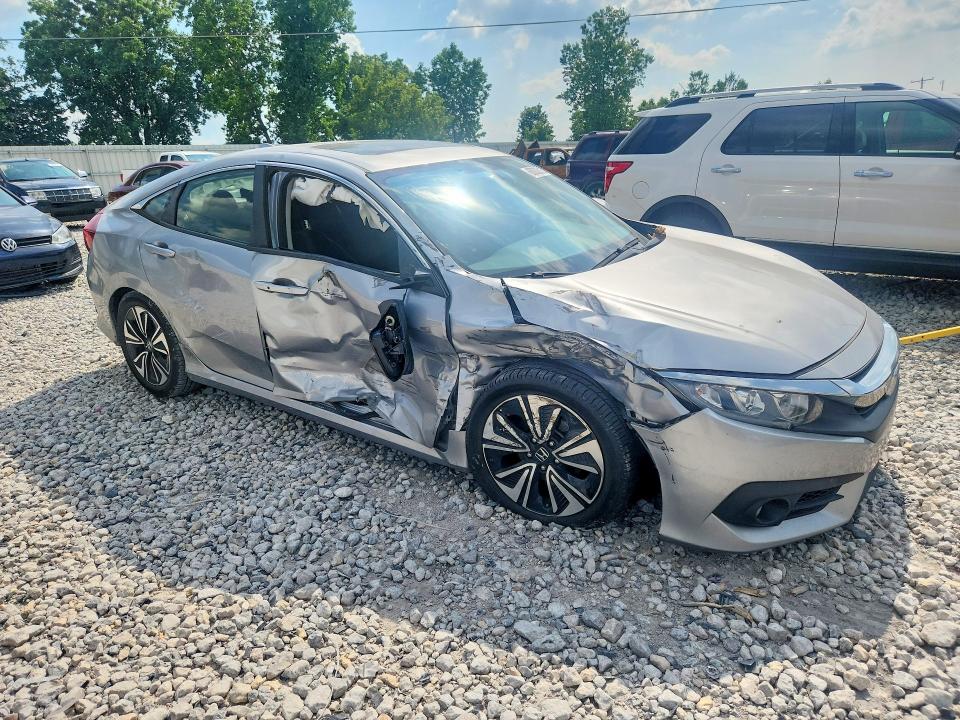 Aukcja sprzedaży 2018 Honda Civic, vin: JHMFC1F31JX018121, numer aukcji: 60003316
