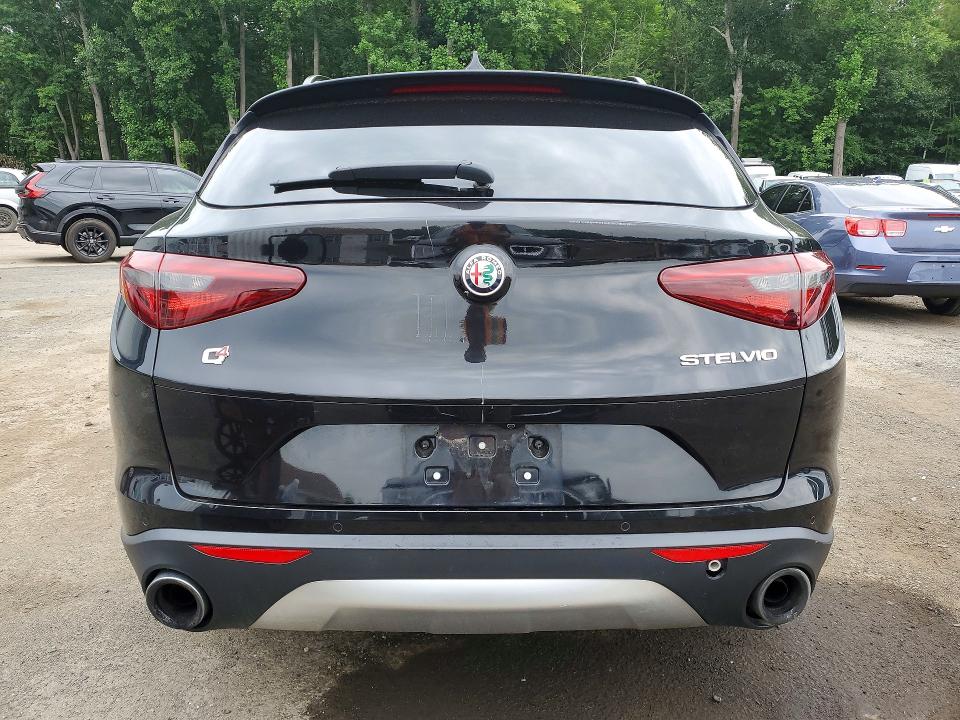 2018 Alfa Romeo Stelvio მანქანა იყიდება აუქციონზე, vin: ZASFAKNN9J7C26805, აუქციონის ნომერი: 61533566