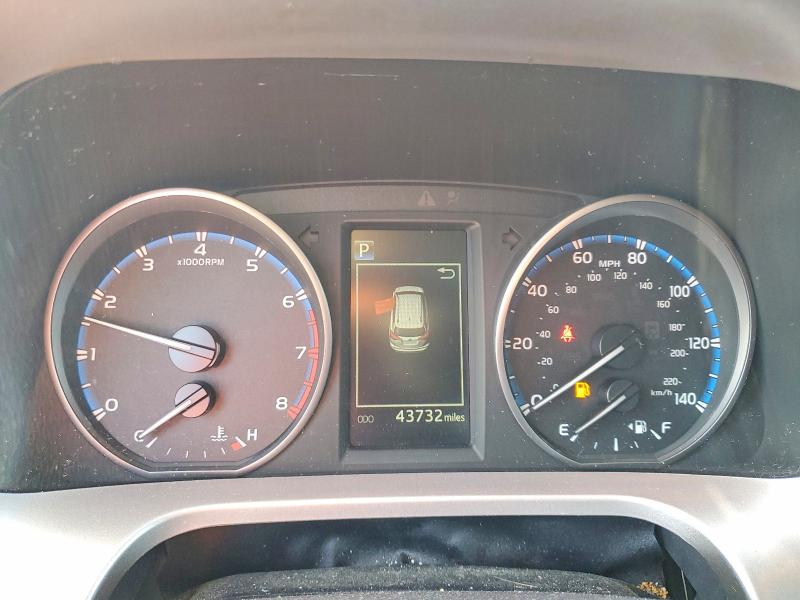 2018 Toyota Rav4 მანქანა იყიდება აუქციონზე, vin: JTMRFREV1JJ742787, აუქციონის ნომერი: 61541316