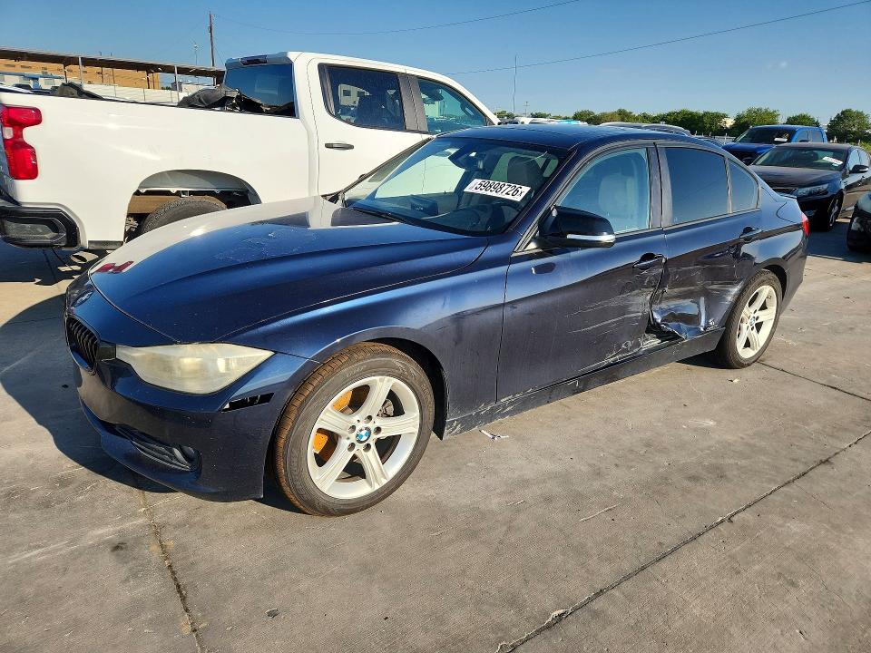 59898726 :رقم المزاد ، WBA3B1G51ENS77813 vin ، 2014 Bmw 320 مزاد بيع