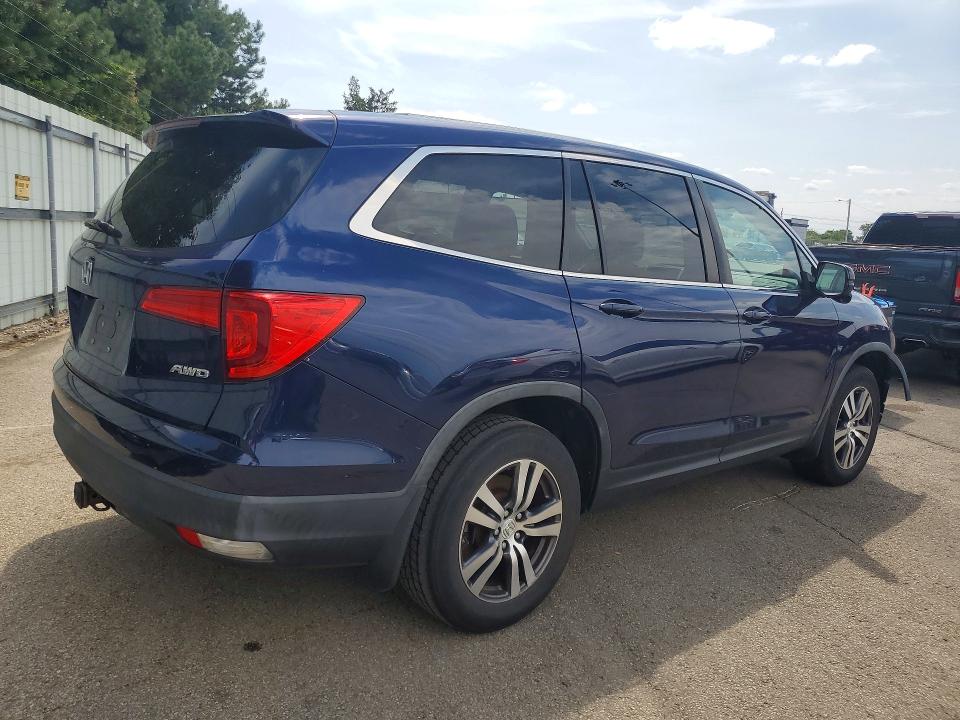 Продажа на аукционе авто 2017 Honda Pilot, vin: 5FNYF6H52HB079267, номер лота: 62385626