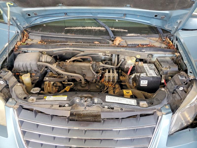 2009 Chrysler Town & Country მანქანა იყიდება აუქციონზე, vin: 2A8HR541X9R675181, აუქციონის ნომერი: 61617926